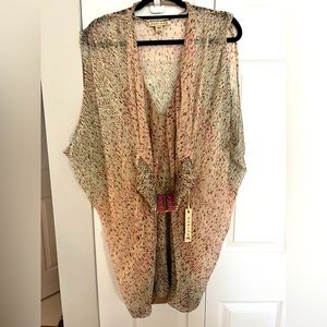 Size Small, 100% silk Marisak mini dress with pink hardware elastic belt.